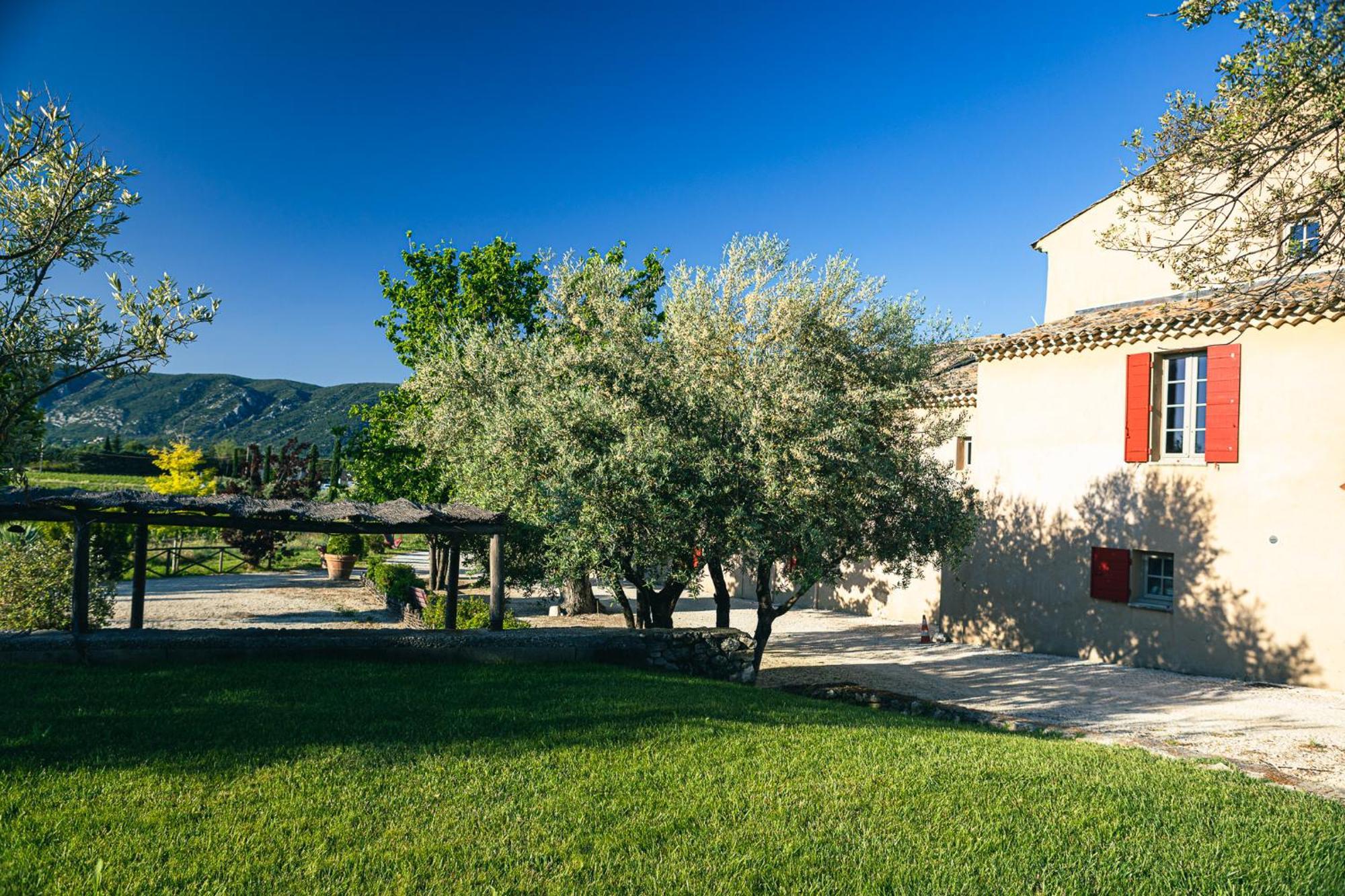 Domaine Des Peyre Apartment Robion en Luberon Bagian luar foto