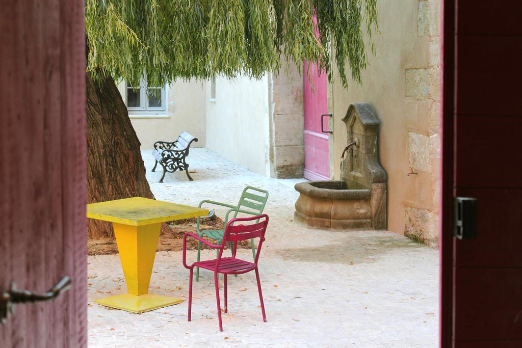 Domaine Des Peyre Apartment Robion en Luberon Bagian luar foto